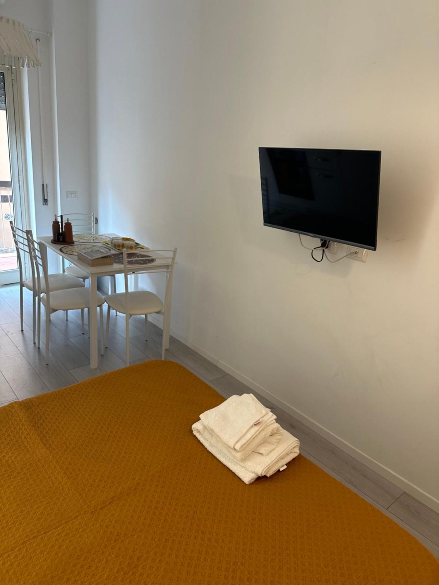 Dany & Manu House Apartment Rome Exterior photo